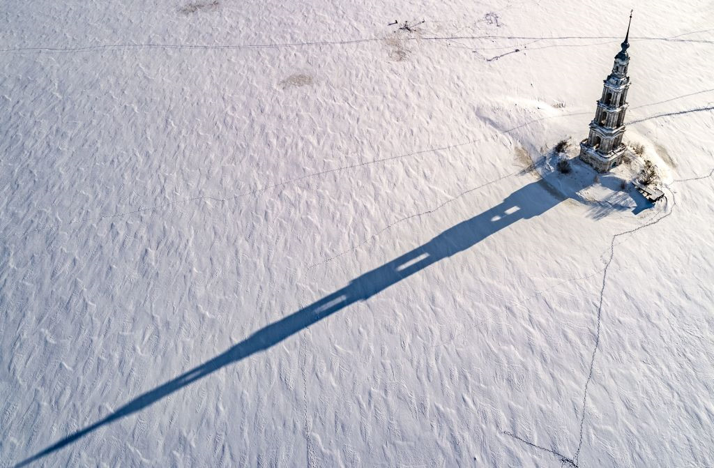 Tuyết rơi dày nhất thế kỷ, Moscow chìm trong mùa đông trắng xóa